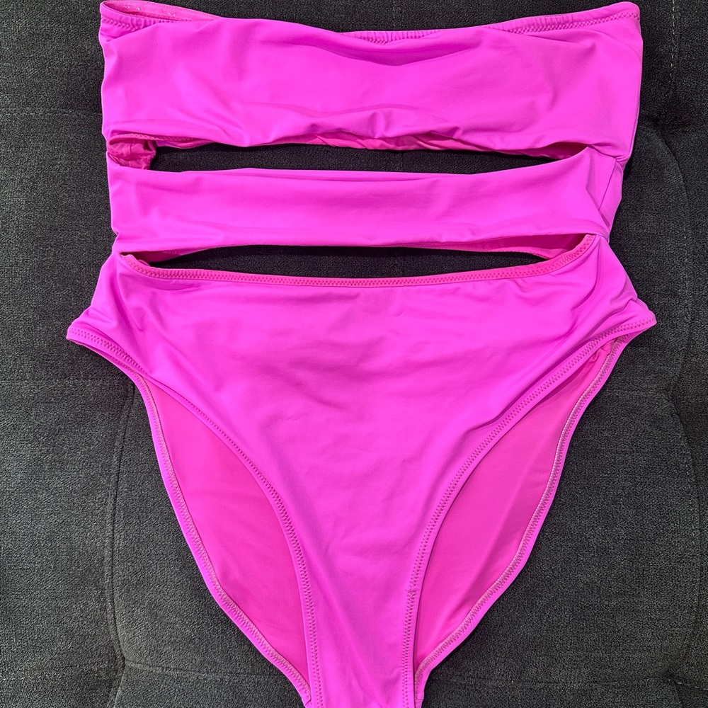SKIMS SWIM Strapless Monokini